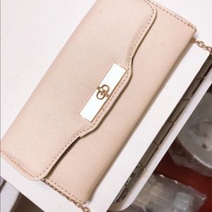 Light creme ID purse!